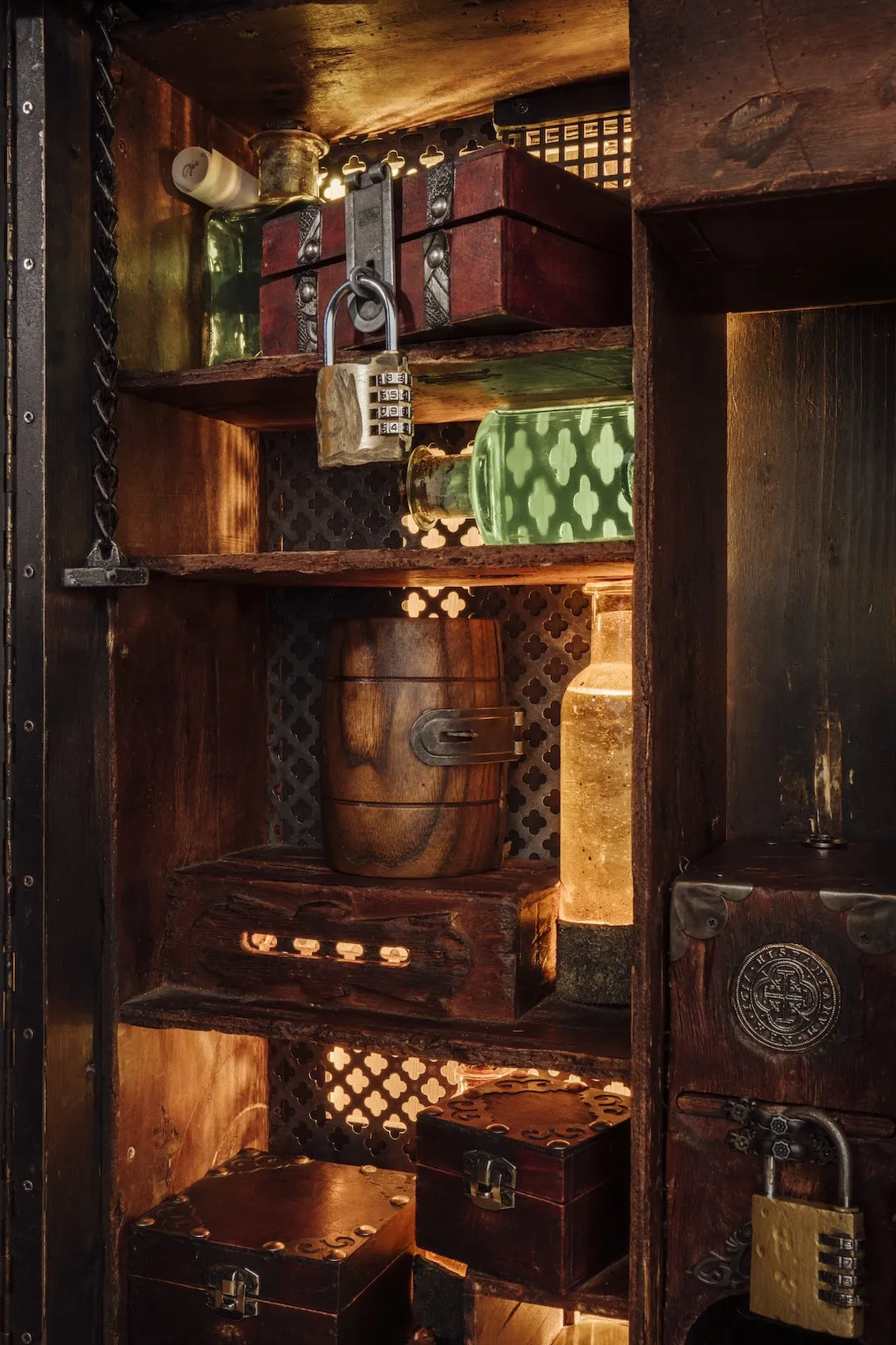 Inside The Chest of Jack Rackham